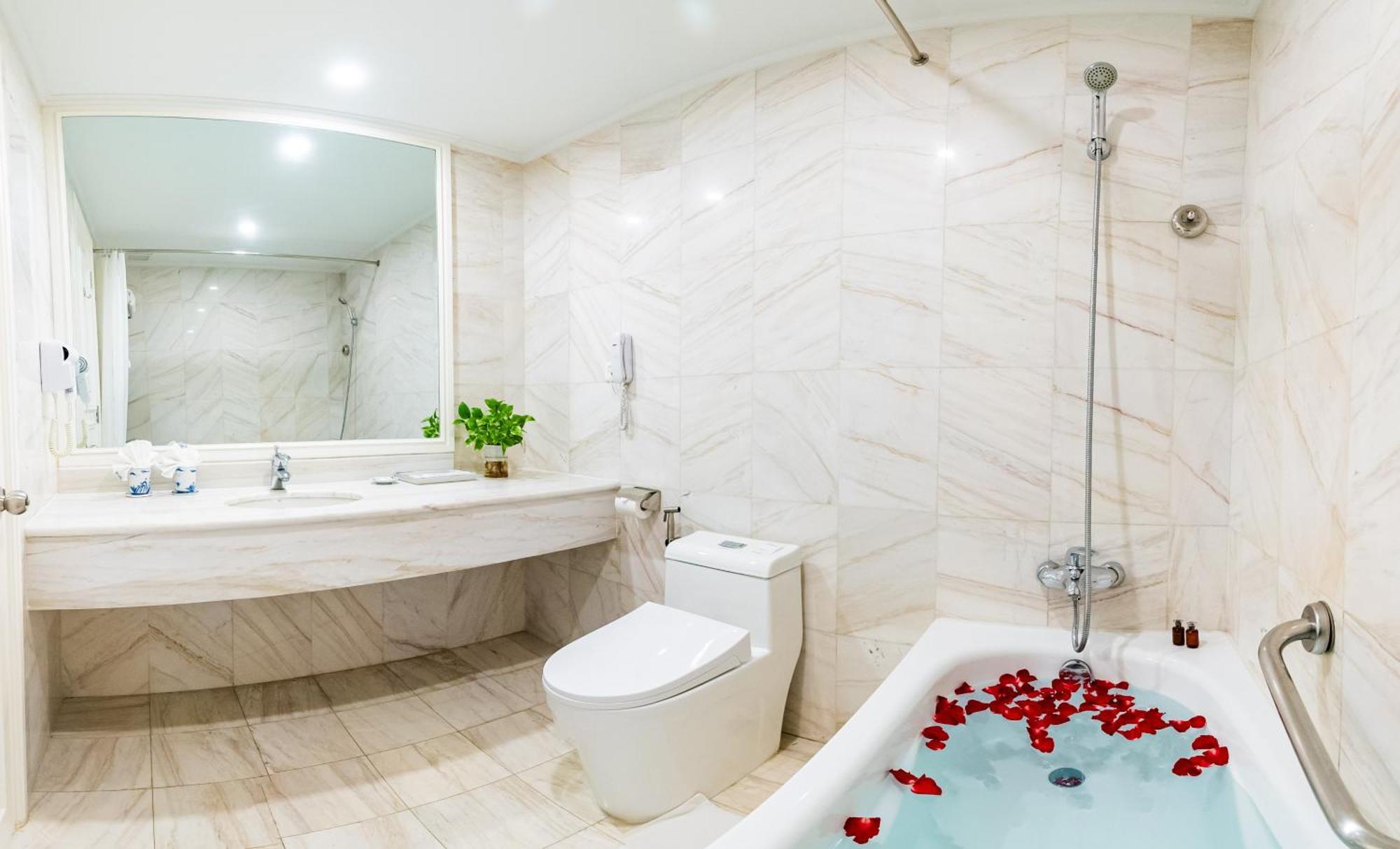 Ha Long Dream Hotel Екстериор снимка